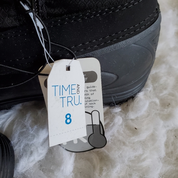Time & Tru Black Faux Fur Winter Snow Boots NWT - Picture 4 of 6
